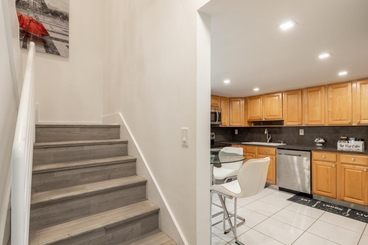 Luxurious And Cozy Townhouse 3 Bedrooms 2.5 Bath Μαϊάμι Εξωτερικό φωτογραφία